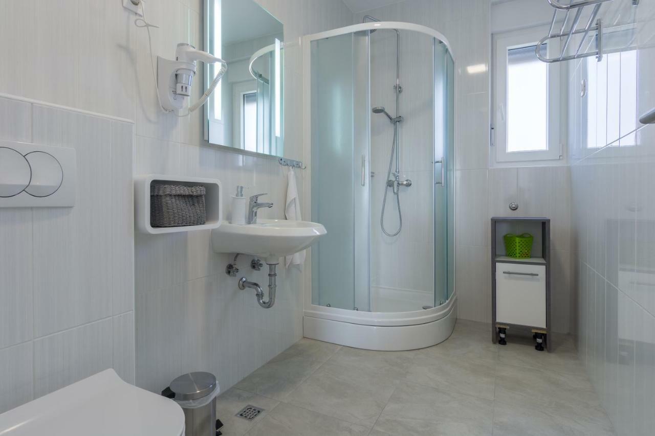 Apartmanska Kuca Luna Appartement Bibinje Buitenkant foto